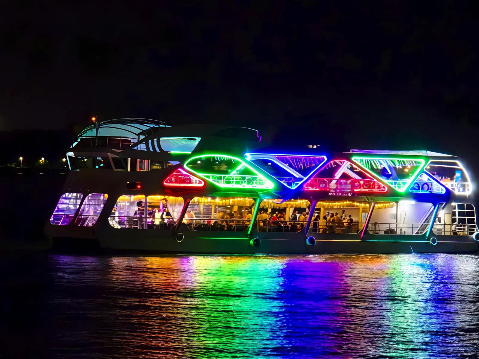 Mandovi Dinner Cruise — DJ & Folk Dance - photo 1